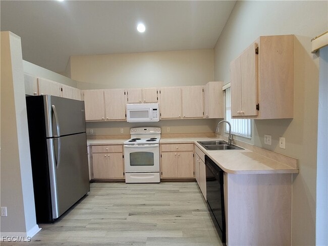 Photo - 545 SE 6th Terrace