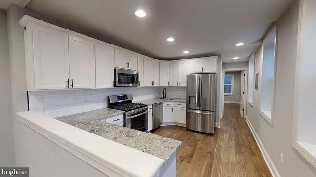 Photo - 3001 Hudson St