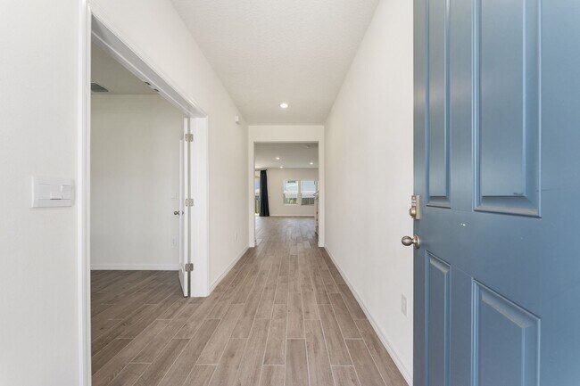 Photo - 1386 NW 132nd Cir