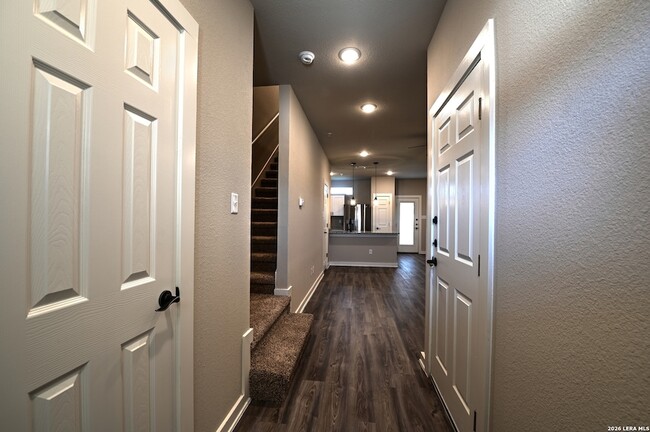 Photo - 11318 Clearmine St