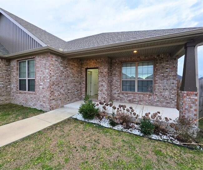 Photo - 1001 W Ashmore Landing Loop