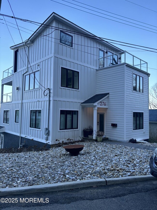 Building Photo - 276 Bayside Dr Rental