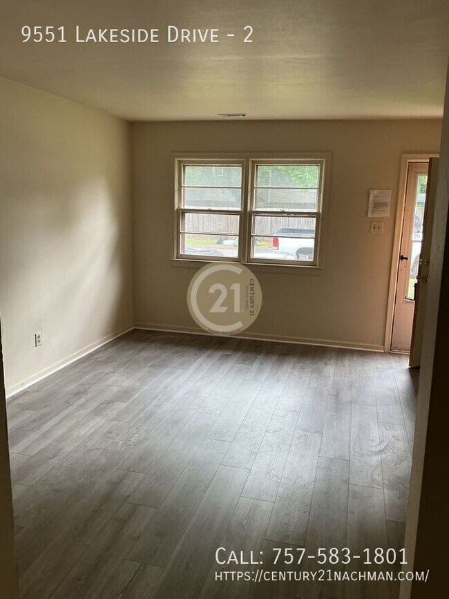 Photo - 9551 Lakeside Dr Unidad 2