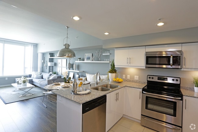 1 BR, 1 BA - 665 SF