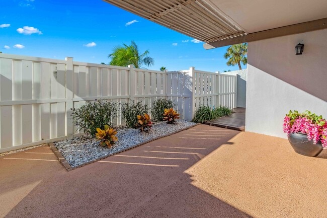 Photo - 500 Treasure Island Causeway