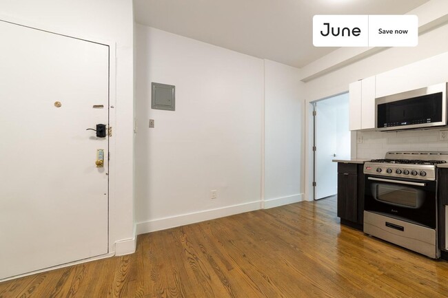 95 E 7th St Unit 13