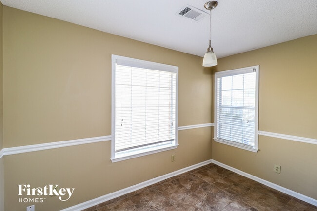 Photo - 9793 Kingsridge Dr