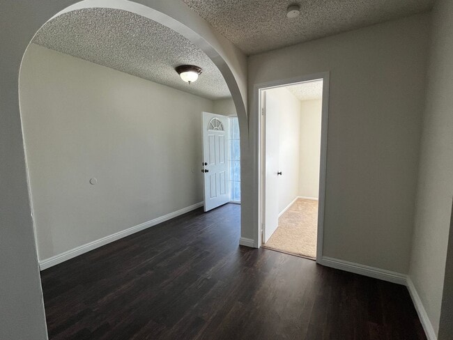 Photo - 4 Bedroom, 2 bath home for rent in Huntington Beach