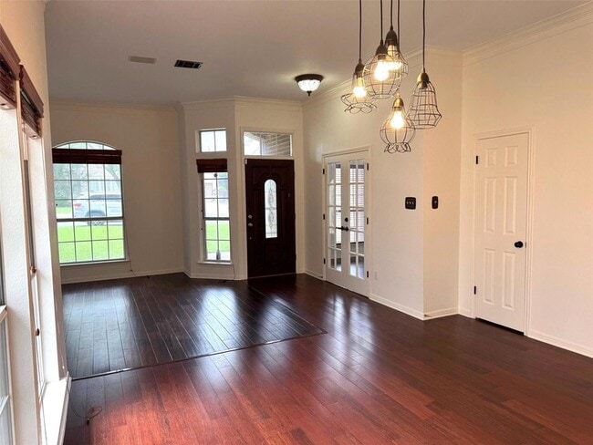 Photo - 16101 W Dorman Dr