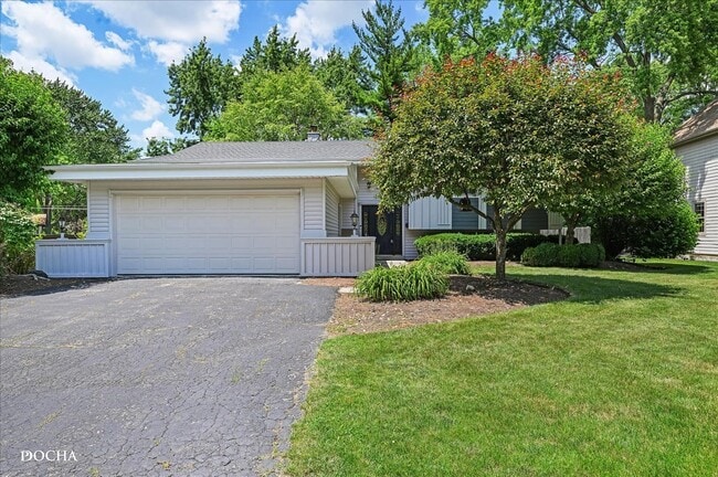 Building Photo - 425 W Gartner Rd