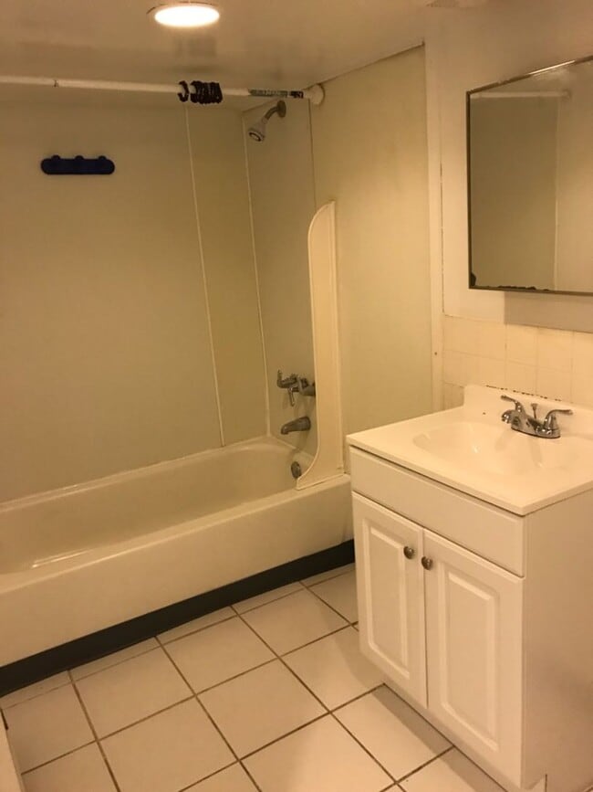 Photo - 4509 Rhawn St Unit 4