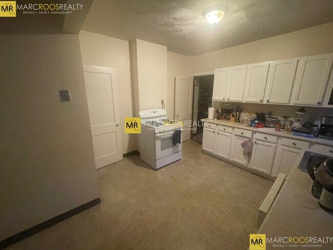 Photo - 10 Pinkham Rd Unidad 2