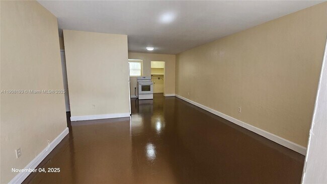 Photo - 1840 Fern Rd Unit 1