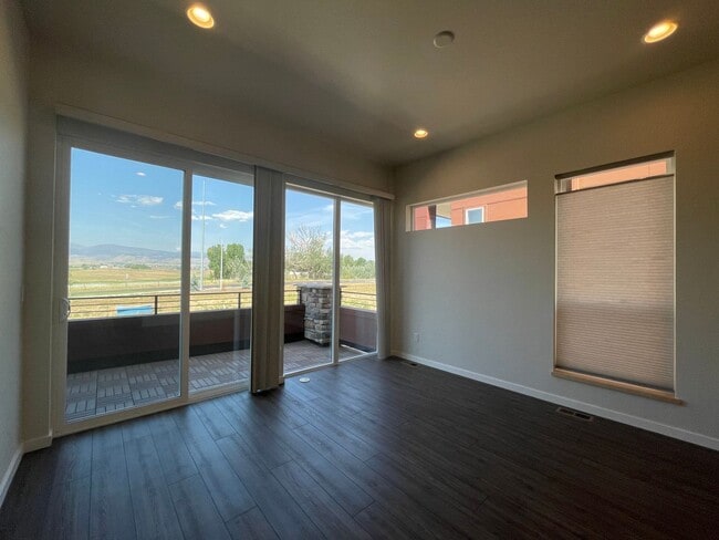 Photo - 743 Kubat Ln