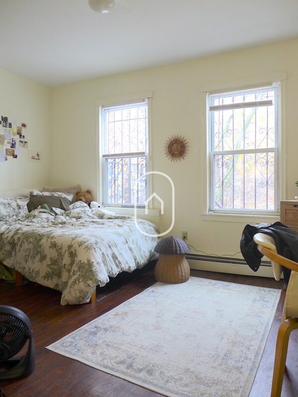 Photo - 6 Worthington St