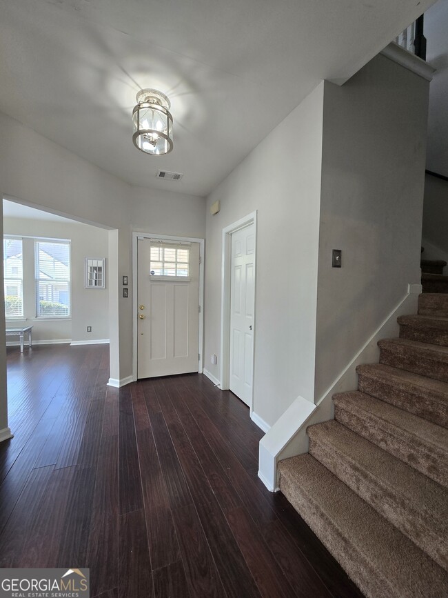 Photo - 4761 Highpoint Way
