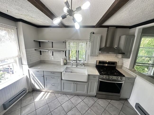 Photo - 203 Third St Unit 3