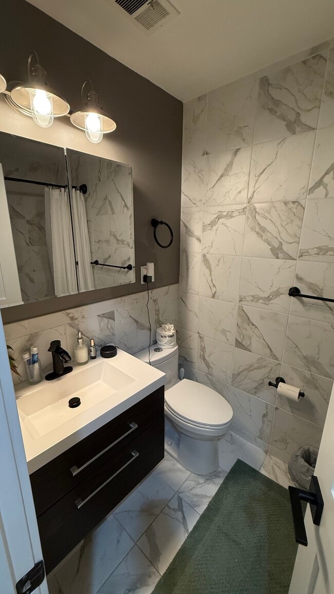 Photo - 3601 Camden St SE