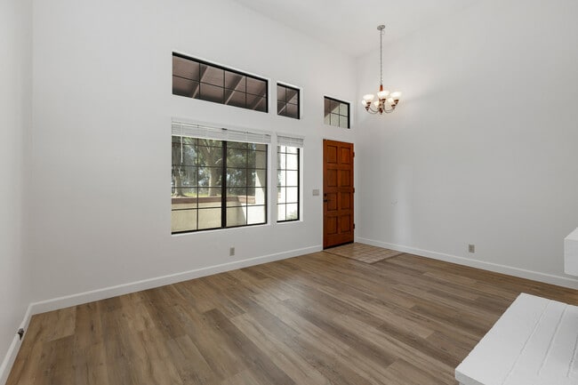 Photo - 7962 Mission Vista Dr