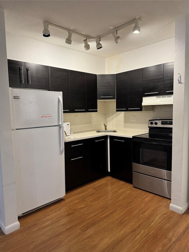 Photo - 6200 NE 22nd Way Unit 311