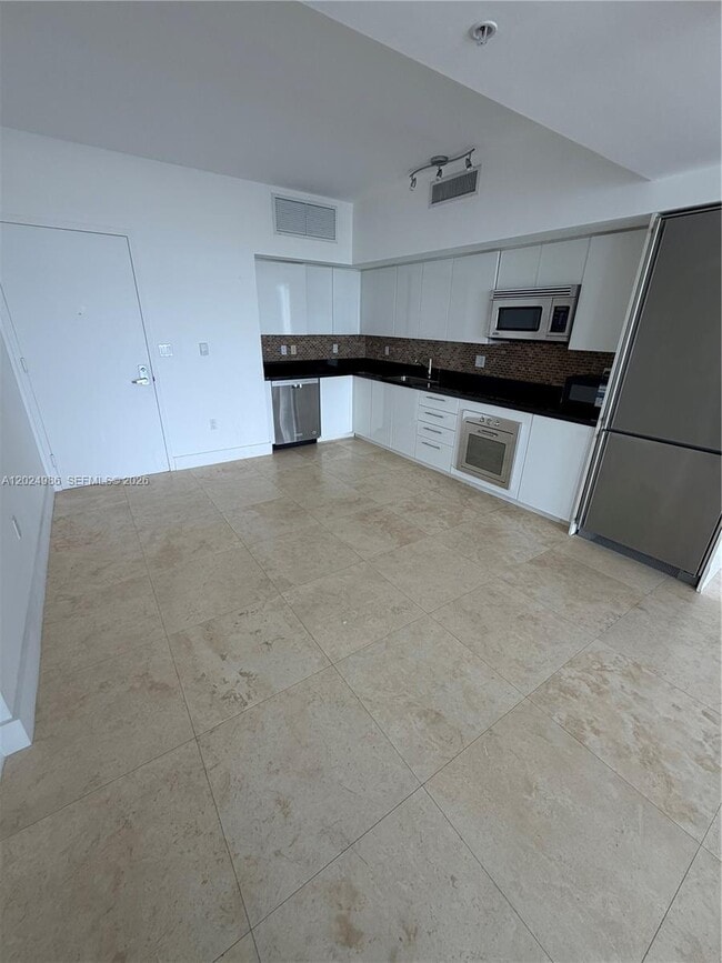 Photo - 92 SW 3rd St Unit 3909