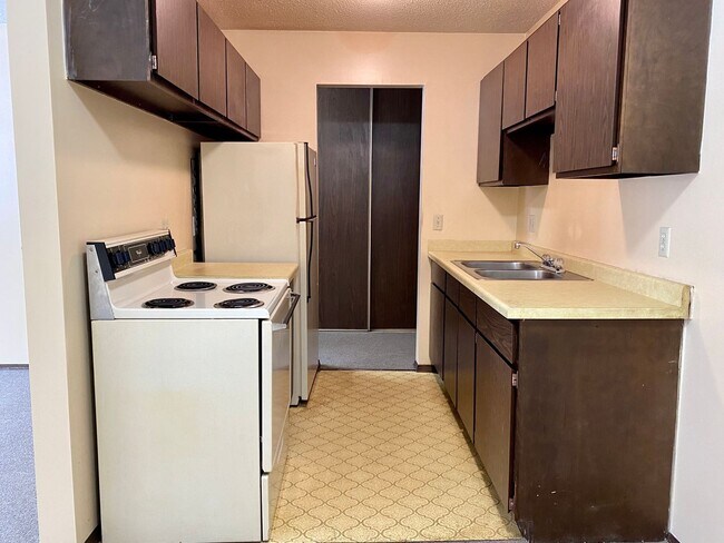 Riverview Apartments