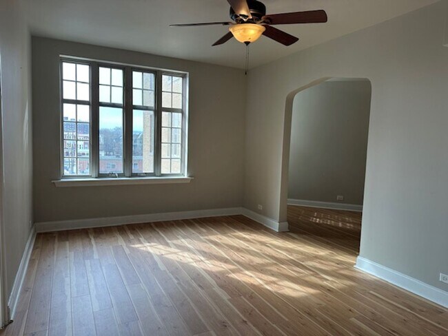 Photo - 1525 N Front St