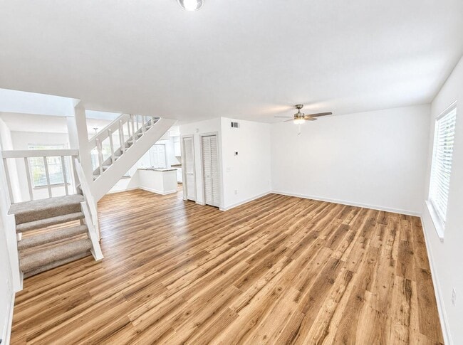 5769 Dewsbury Ln