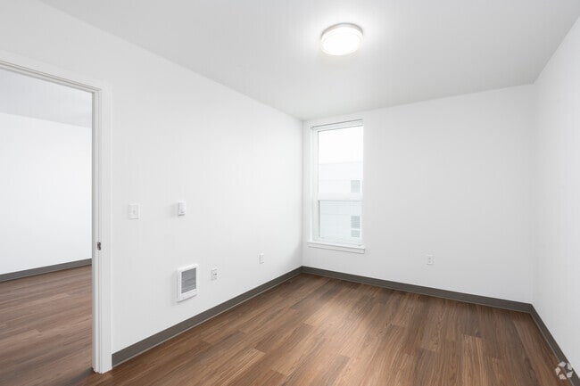 1BD, 1BA - 13th & Fir Family Housing