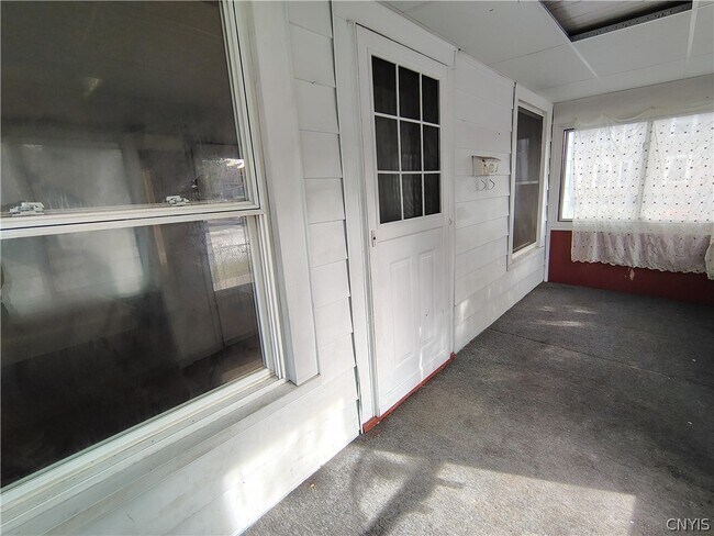 Photo - 2331 Midland Ave