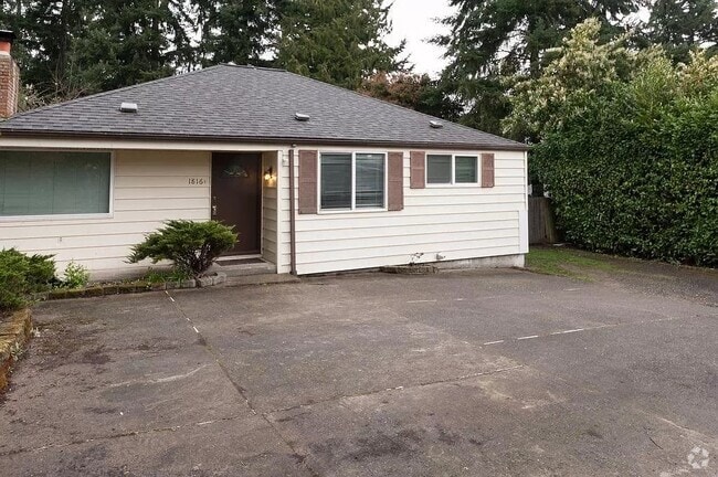 Building Photo - 1816 N 145th St Rental