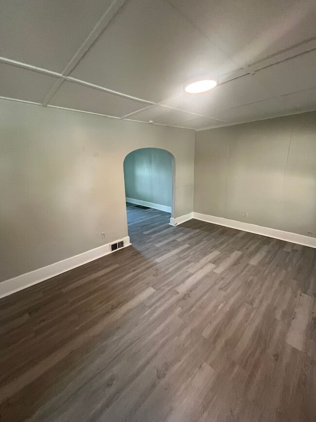 Photo - Section 8 Accepted, 3-bedroom home, perfec...
