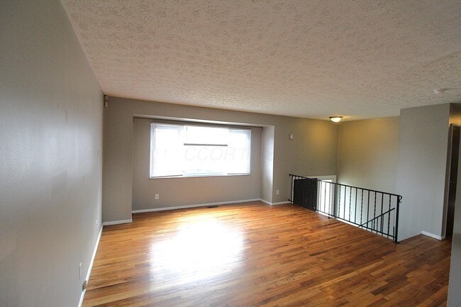 Photo - 2928 Landon Dr