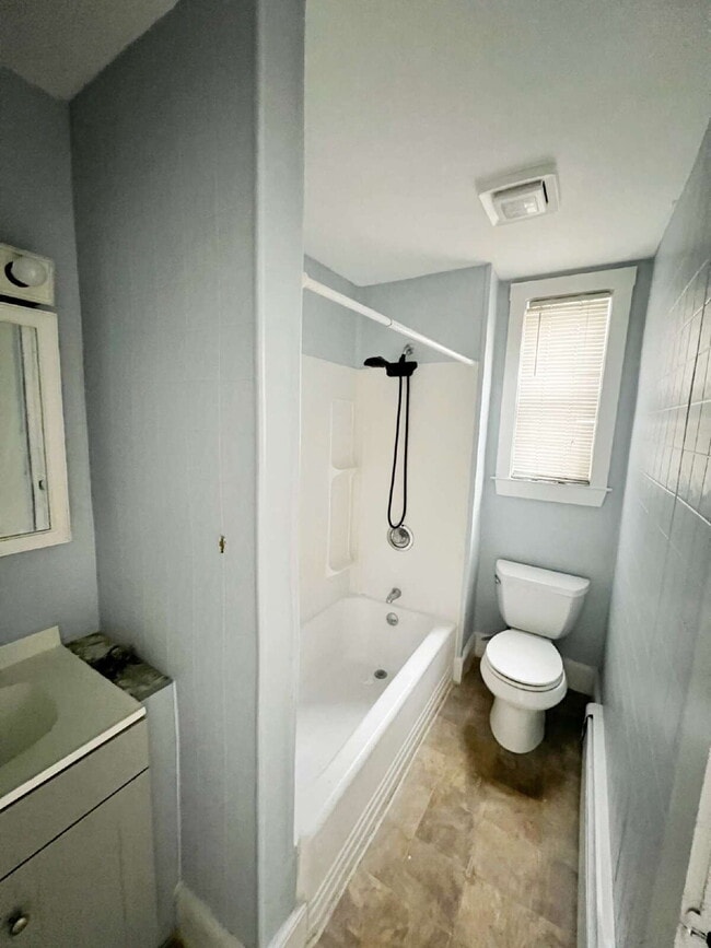 Photo - Spacious 1 BED 1 BATH Unidad 1F