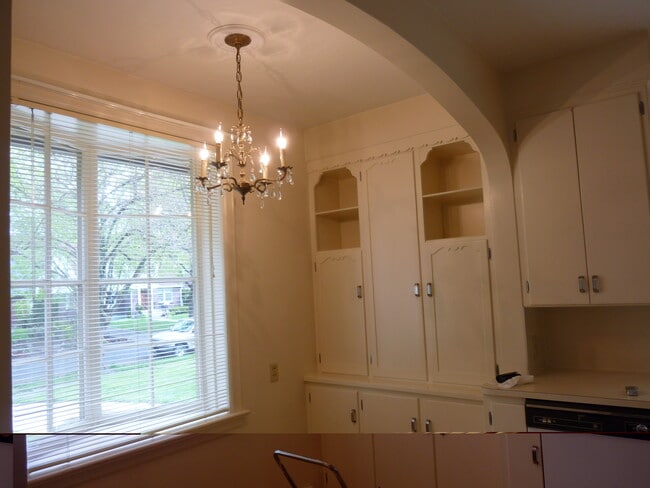 Photo - 517 W 27th Ave