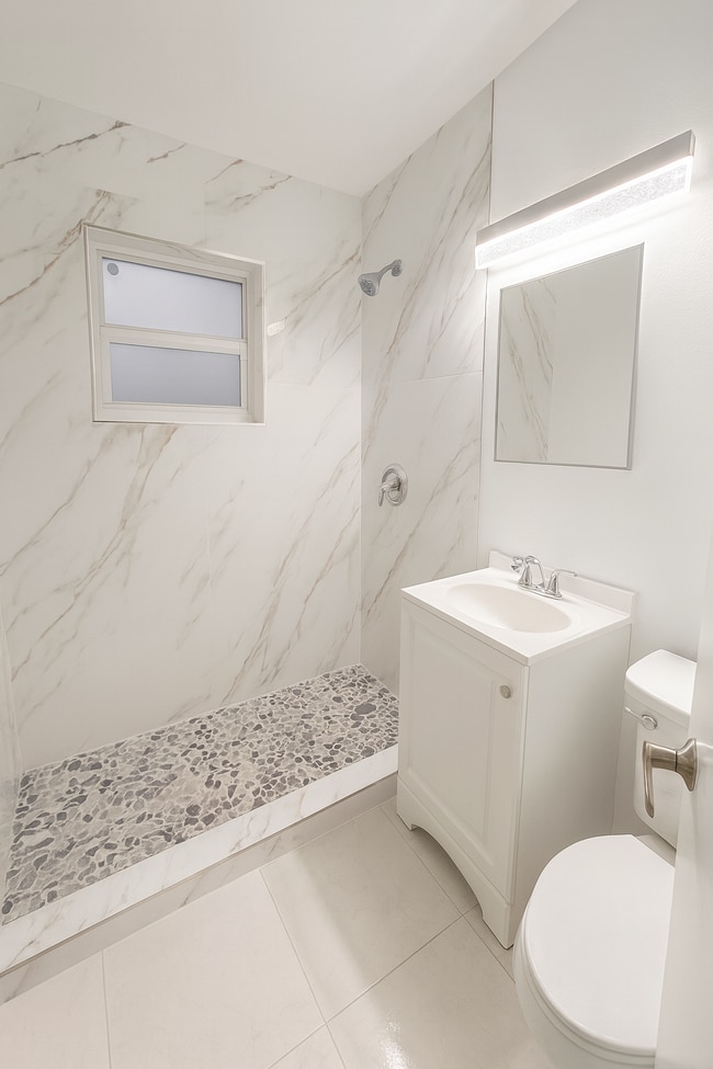 Photo - 3504 Lantana St