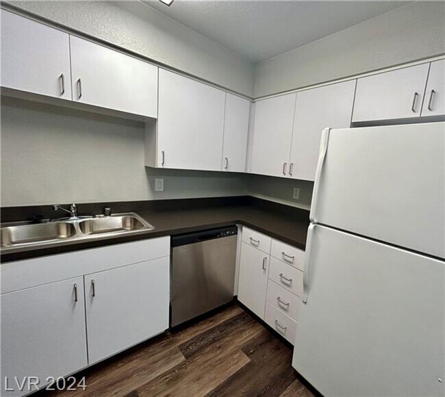 Photo - Cozy One Bedroom in Desert Shores