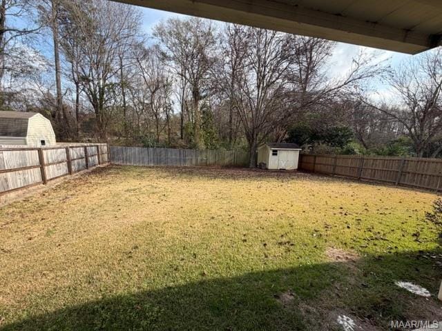 Photo - 1684 Hawthorne Ln