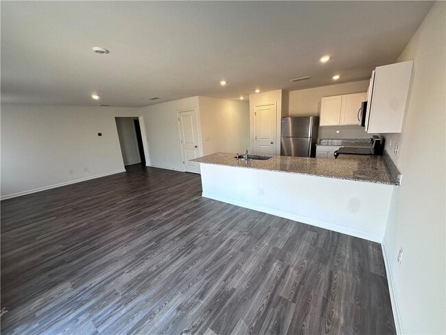 Photo - 536 Pemberton St