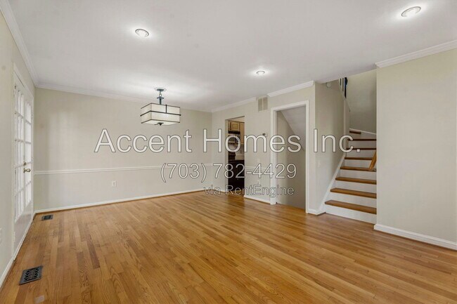 1343 Chetworth Ct