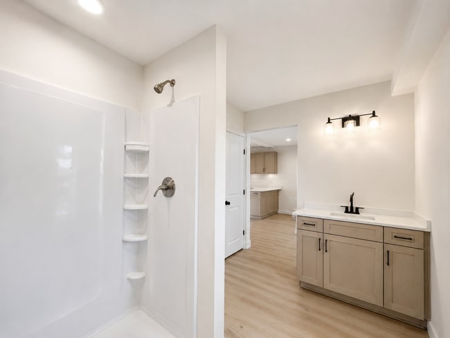 Photo - 105 Watson Ave Unidad #A