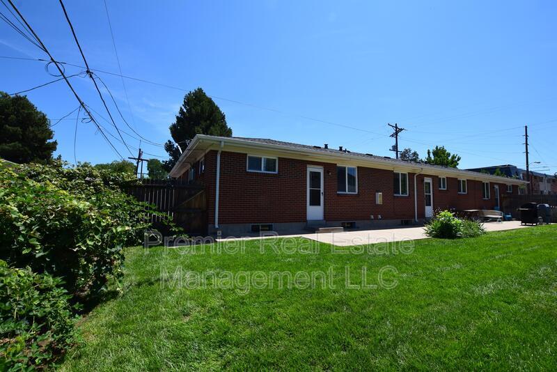 Photo - 1889 S Clermont St