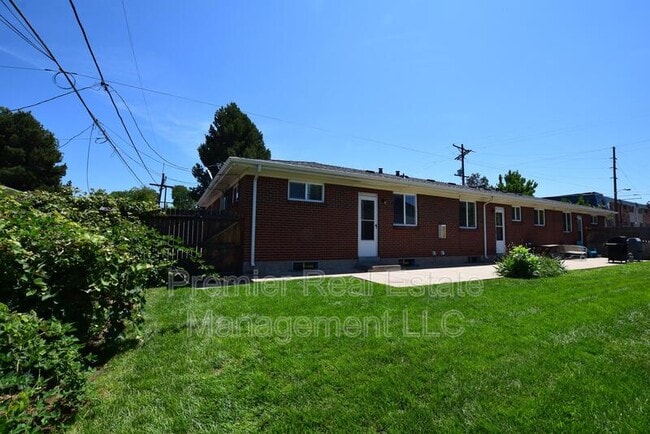 Photo - 1889 S Clermont St Townhome
