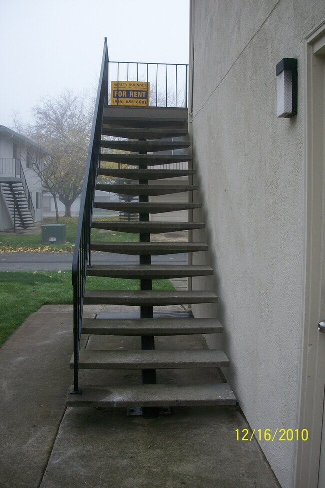 Photo - Remodeled Upstairs Unit Unit 4