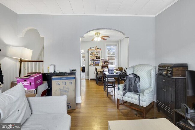 Photo - 2446 Memphis St