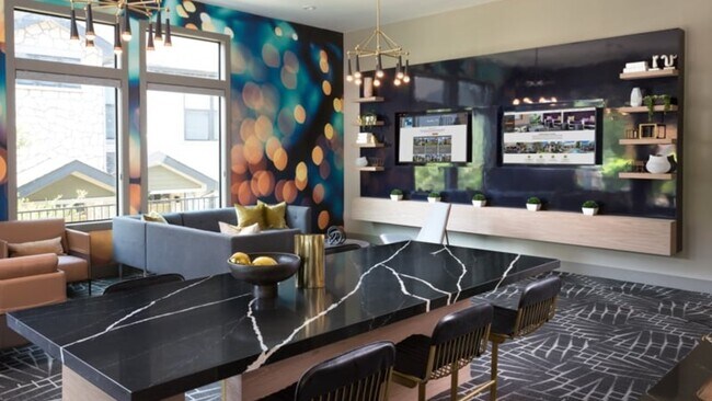 Photo - 8515 S IH 35 Frontage Rd Unidad 7119.8934