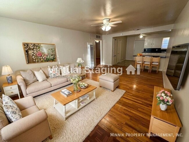 Building Photo - 2115 S Loop 289 Rental