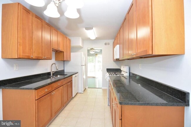 Photo - 714 Hurley Ave