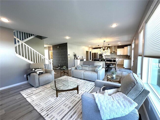 Photo - 139 144th Ave NW