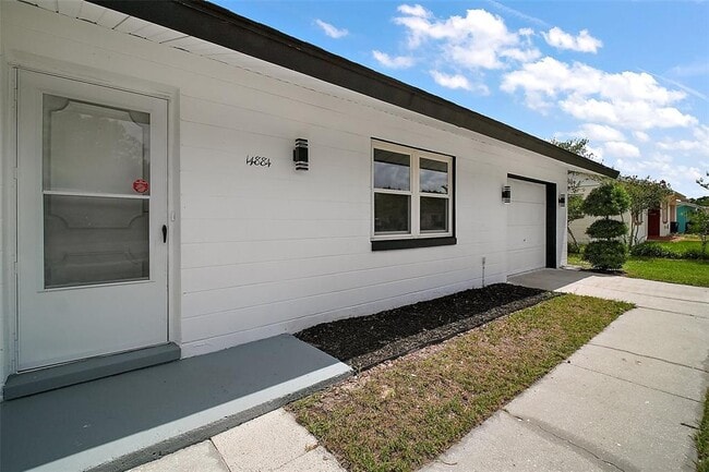 Photo - 14884 SW 35th Cir
